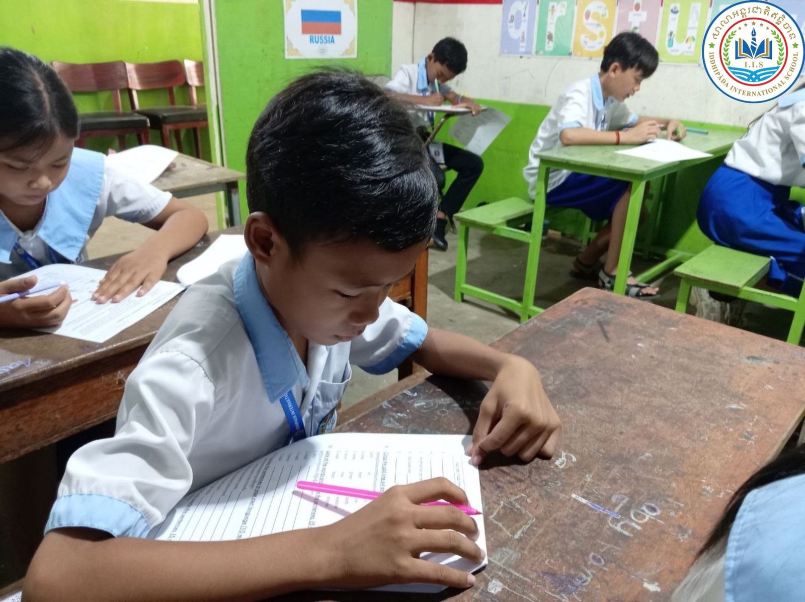 ប្រឡងពាក់កណ្តាលវគ្គសិក្សាទី៦