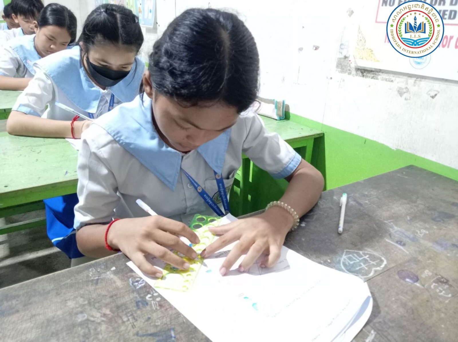 ប្រឡងពាក់កណ្តាលវគ្គសិក្សាទី៦